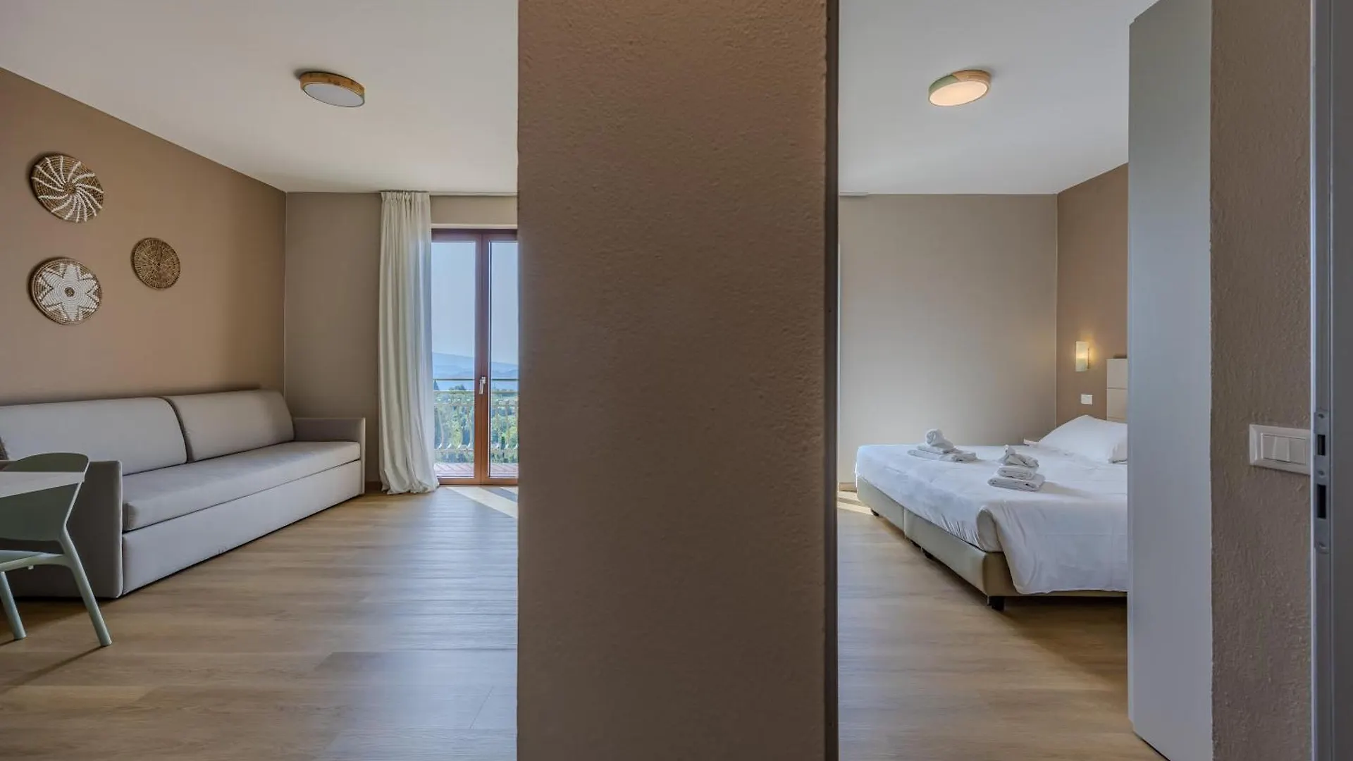 מלון דירות קוסטרמנו Residence San Michele