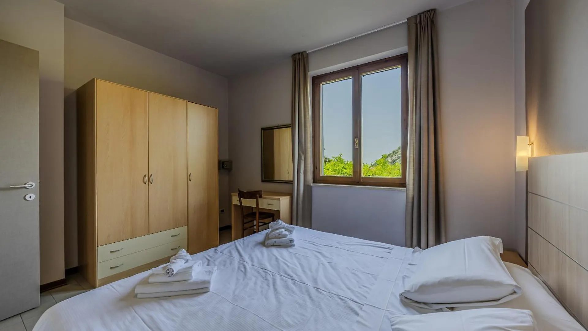מלון דירות קוסטרמנו Residence San Michele
