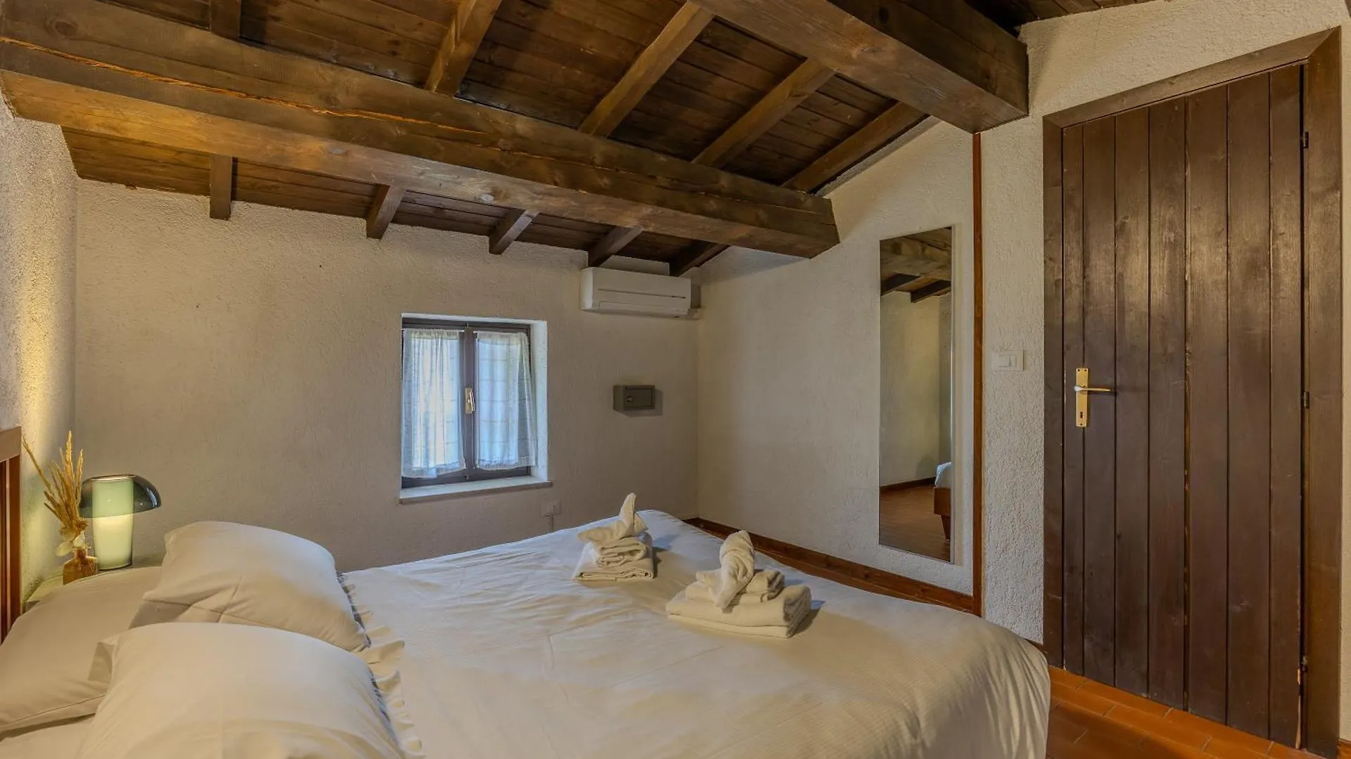 Aparthotel Residence San Michele Costermano