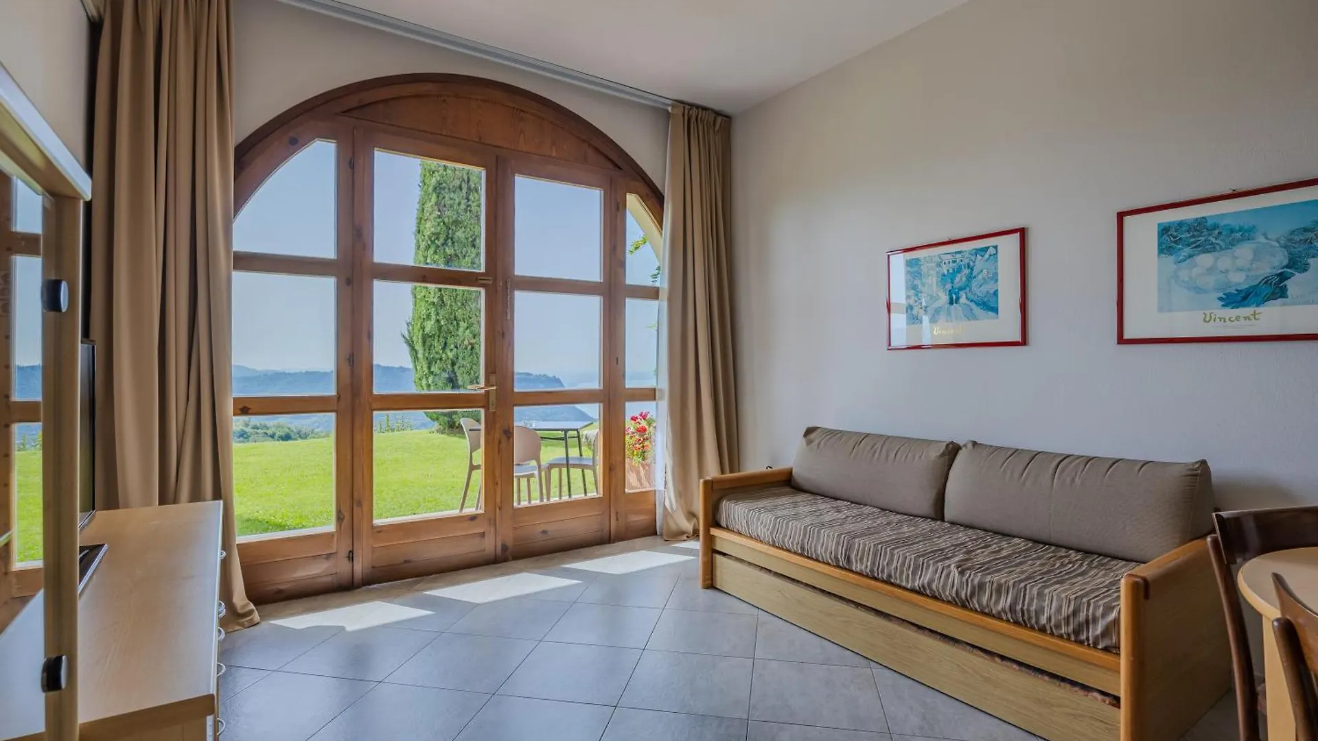 Residence San Michele Costermano Aparthotel